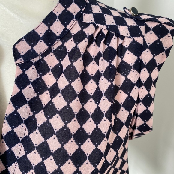 Antilia Femme Short Sleeve Blouse - Picture 4 of 5